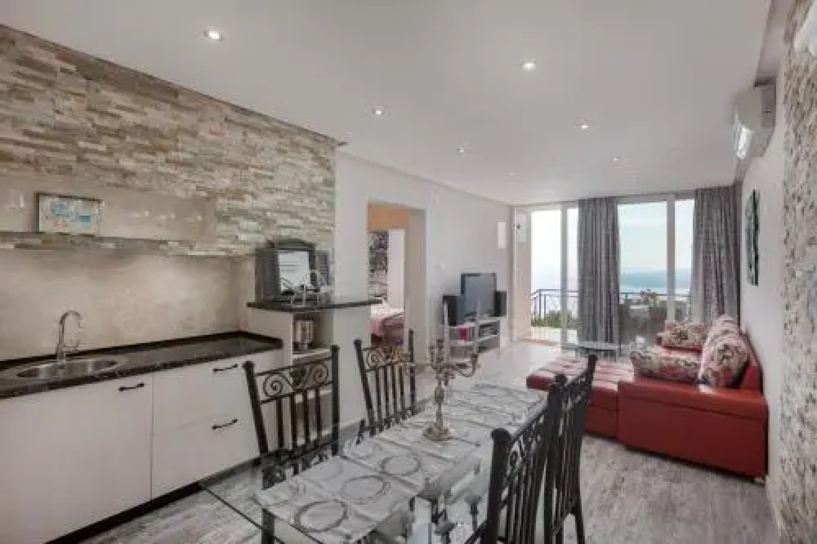 ctbv103 Holiday home with private pool Wi Fi internet access air condition in Baška Voda Makarska