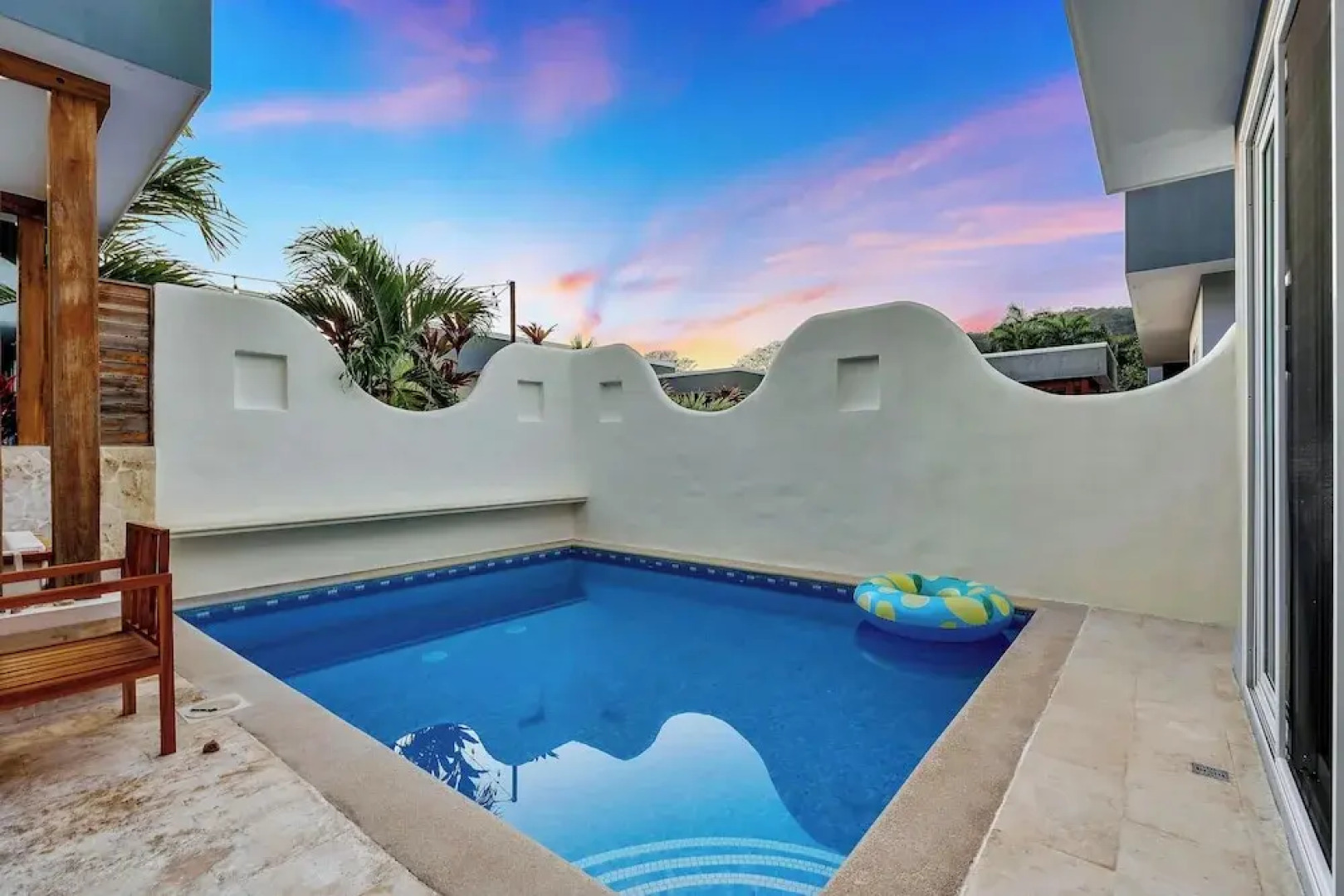 3 min to the Beach Private Pool Villa