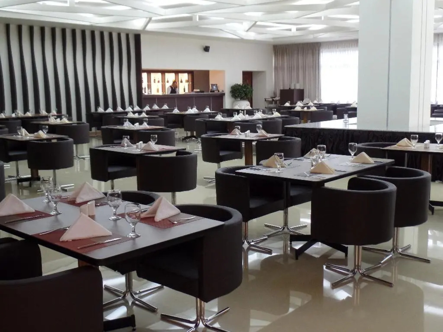 Xenia Hotel Clark - Multi Use Hotel