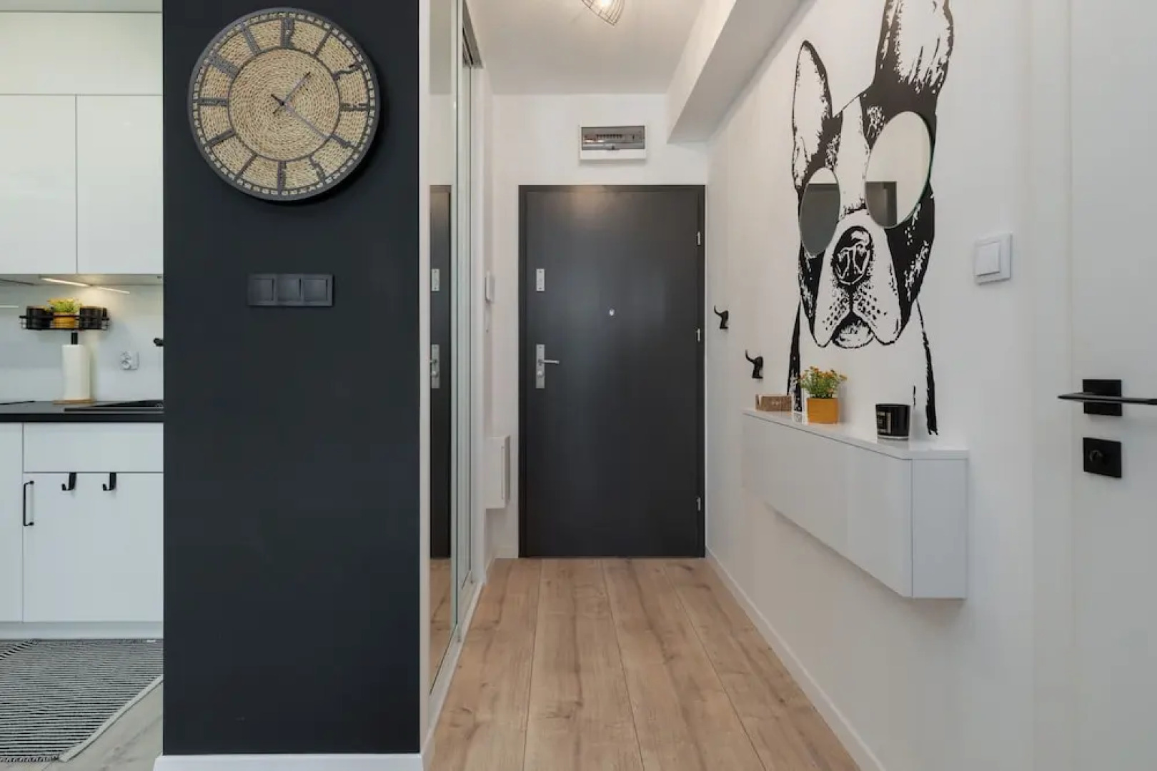 Lux Apartment Coast by Renters Prestige