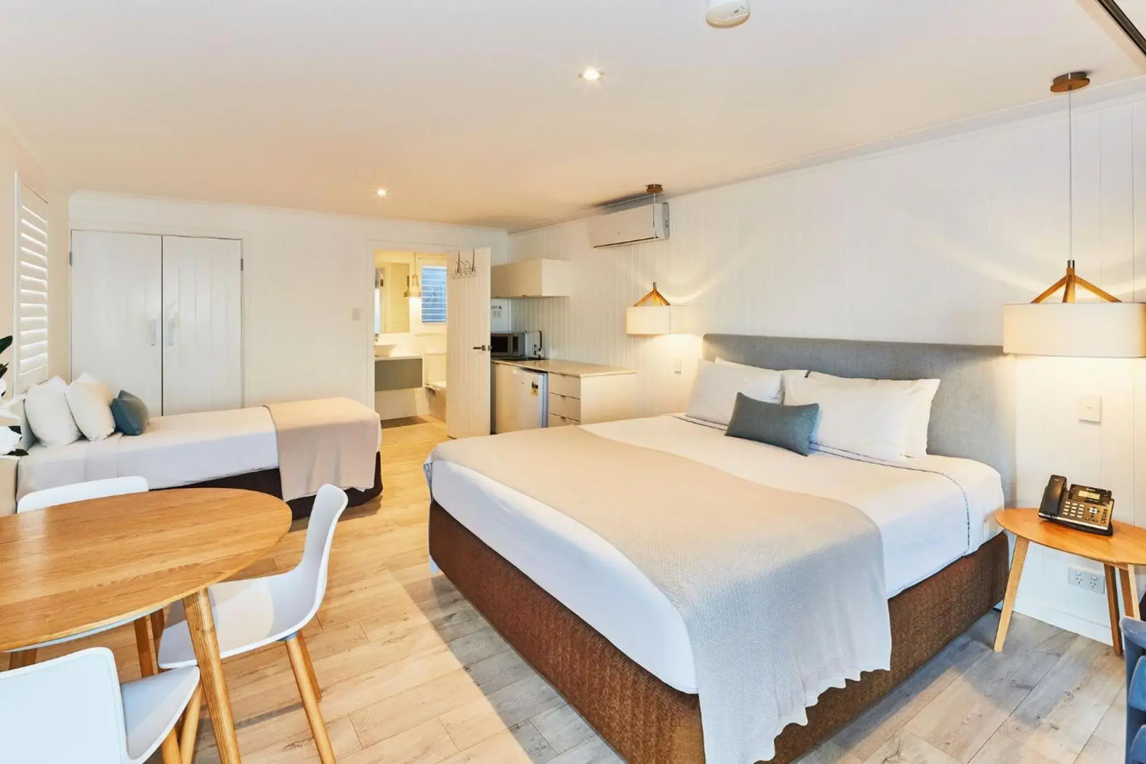 RAC Monkey Mia Dolphin Resort