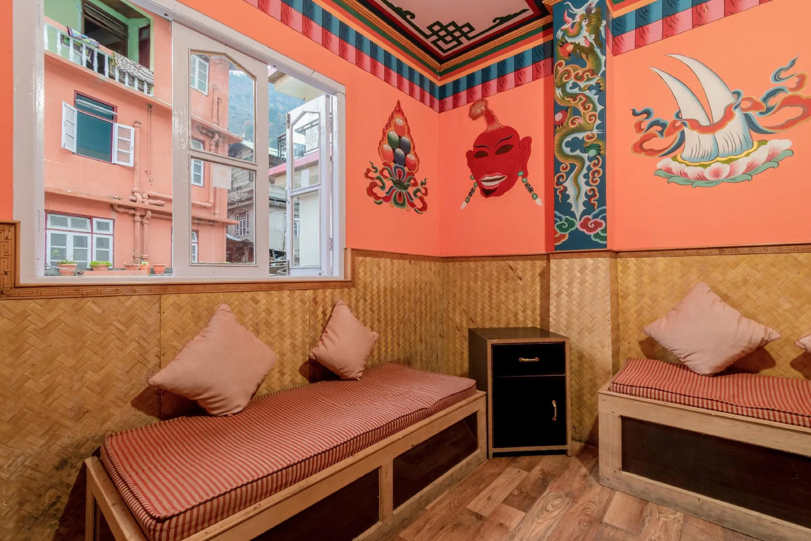 Magellan's The Grand Lachen