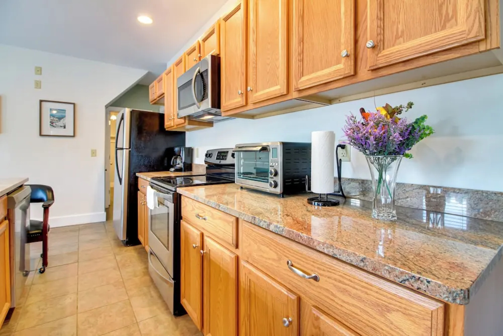 All-season Ludlow Apartment: 3 Mi to Okemo Resort!