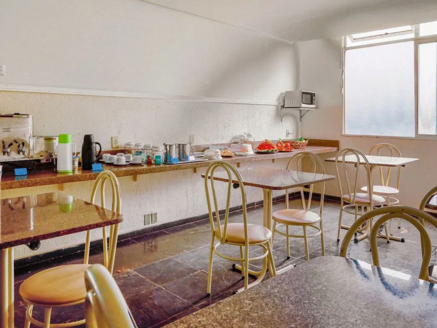 OYO Bocaiuva Palace Hotel