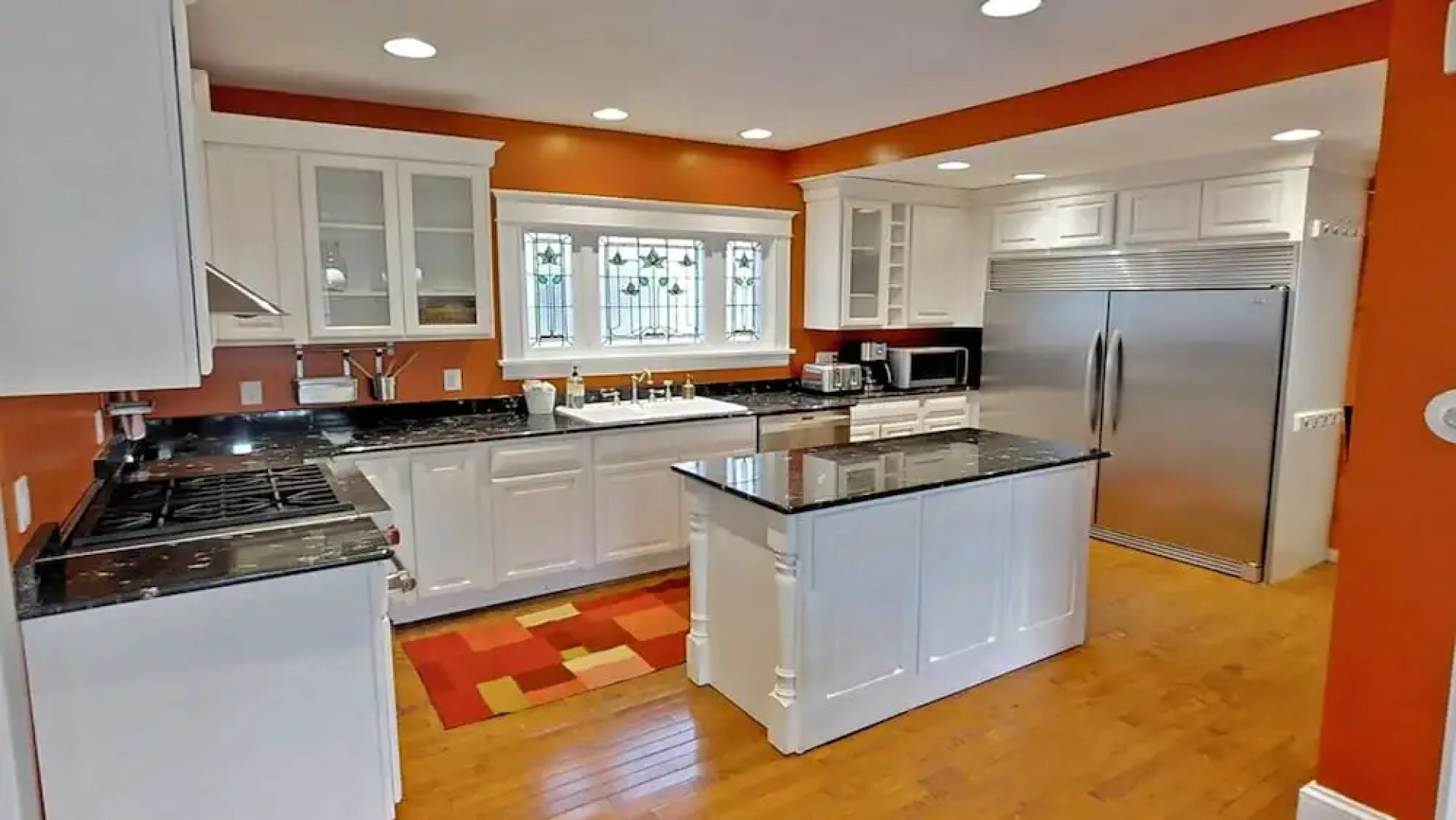 Linden Hills Luxury Charmer