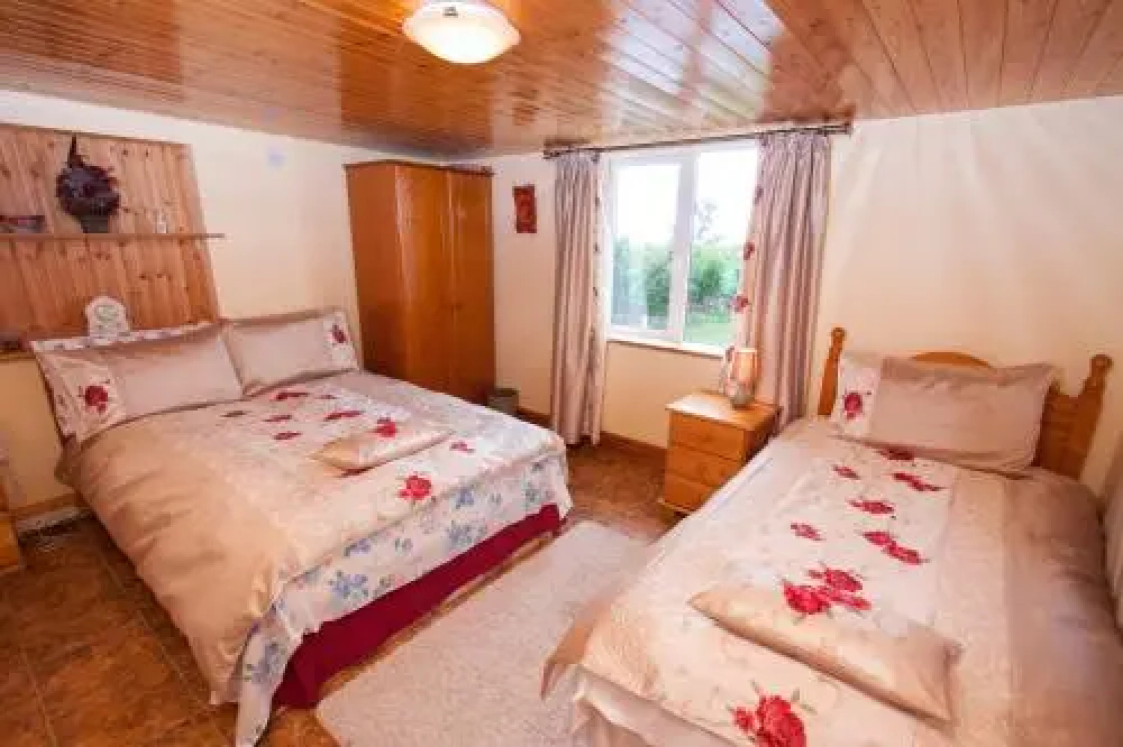 Beezies Self Catering Cottages