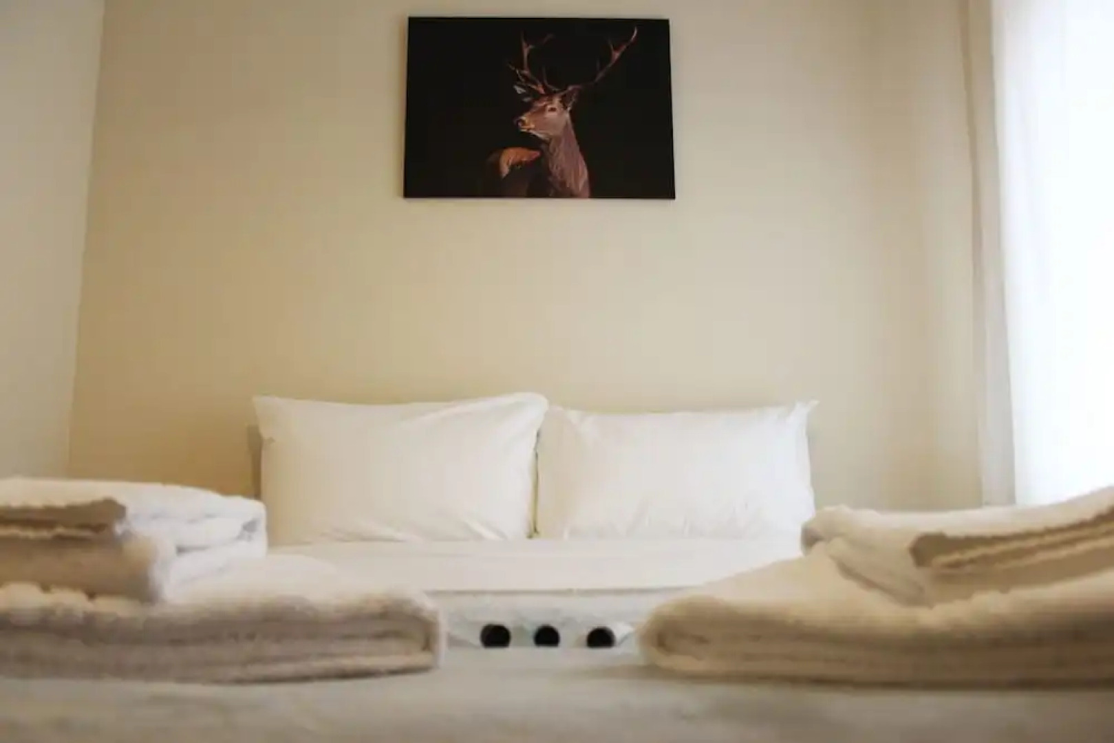 iStay - The Pinnacle