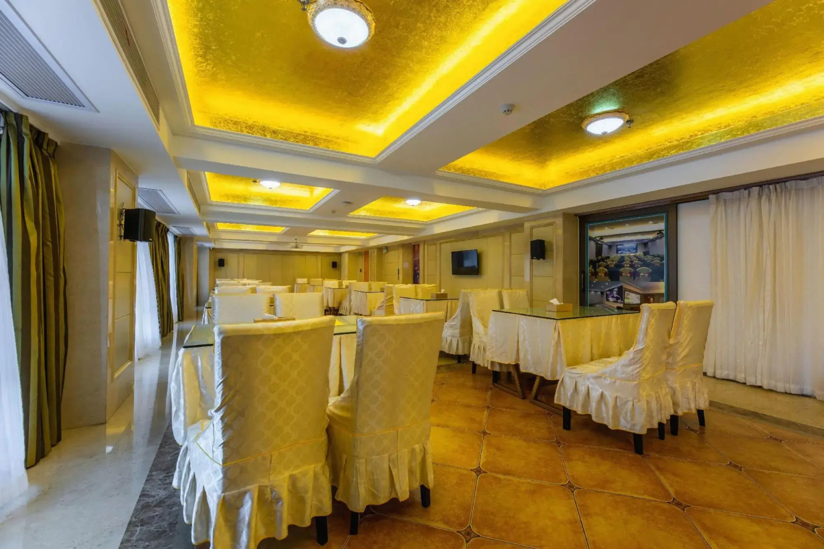 Vienna Hotel Jiangxi Leping Municipal Government