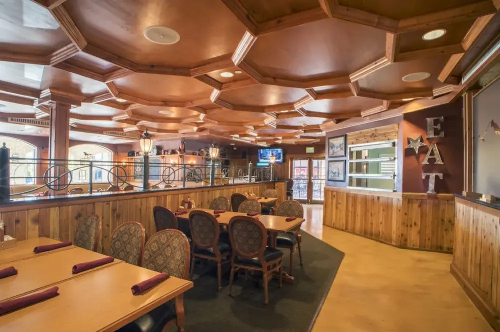 Villa 2041 3 Bed 3 Bath Full Kitchen 3 Bedroom Villa