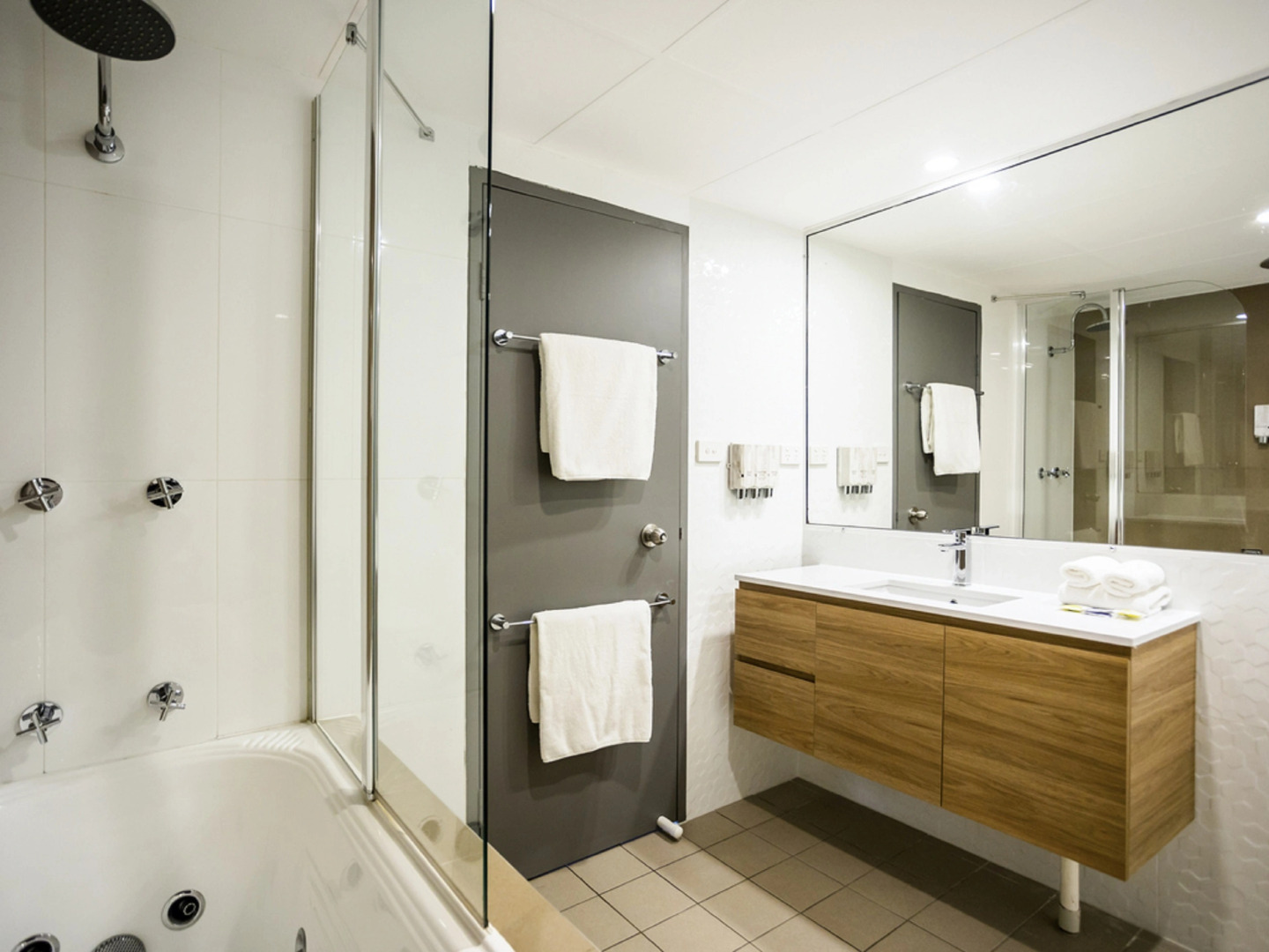 Littomore Hotel on Stewart, Bathurst