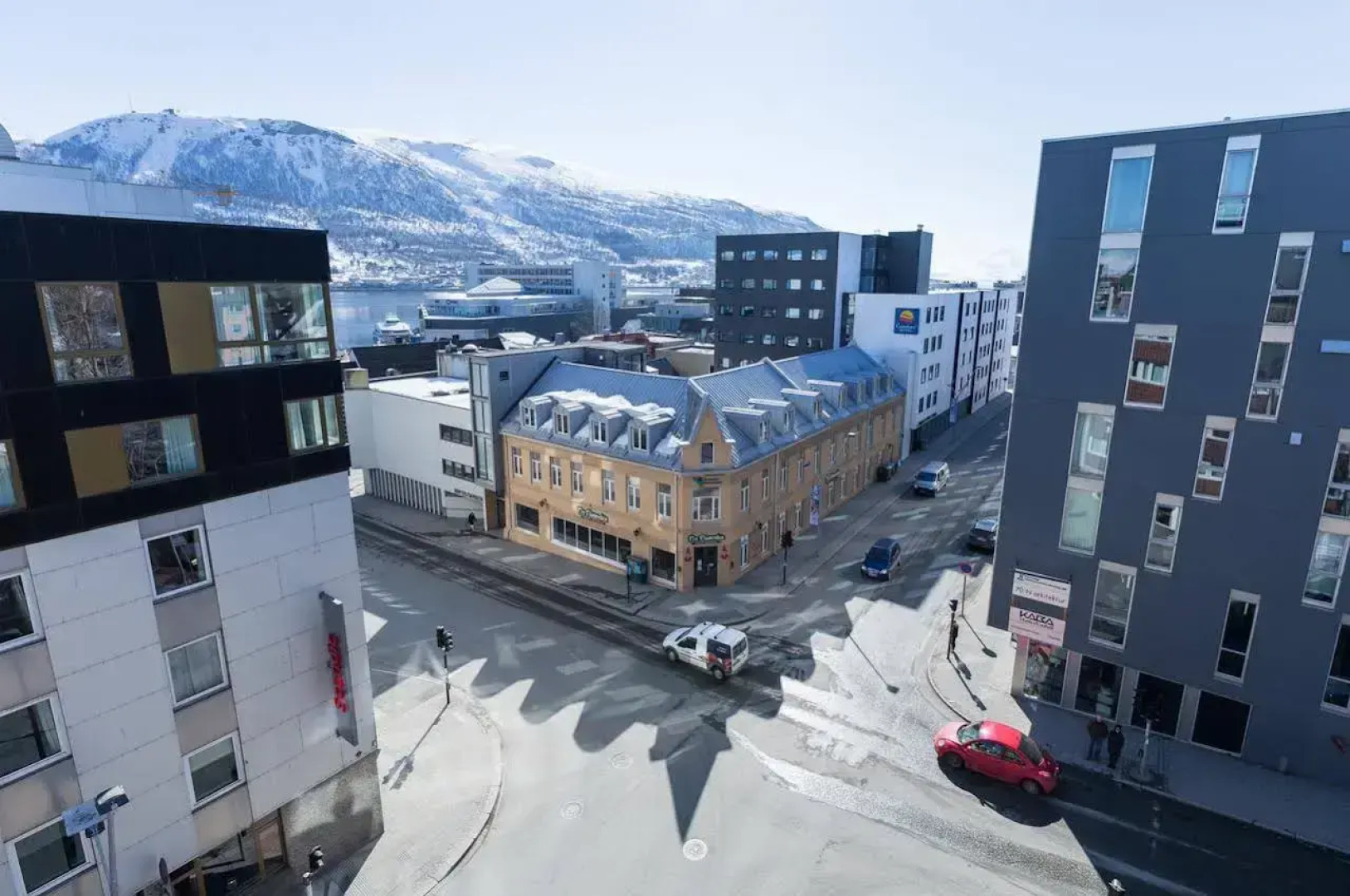 Enter City Apartment Hotel