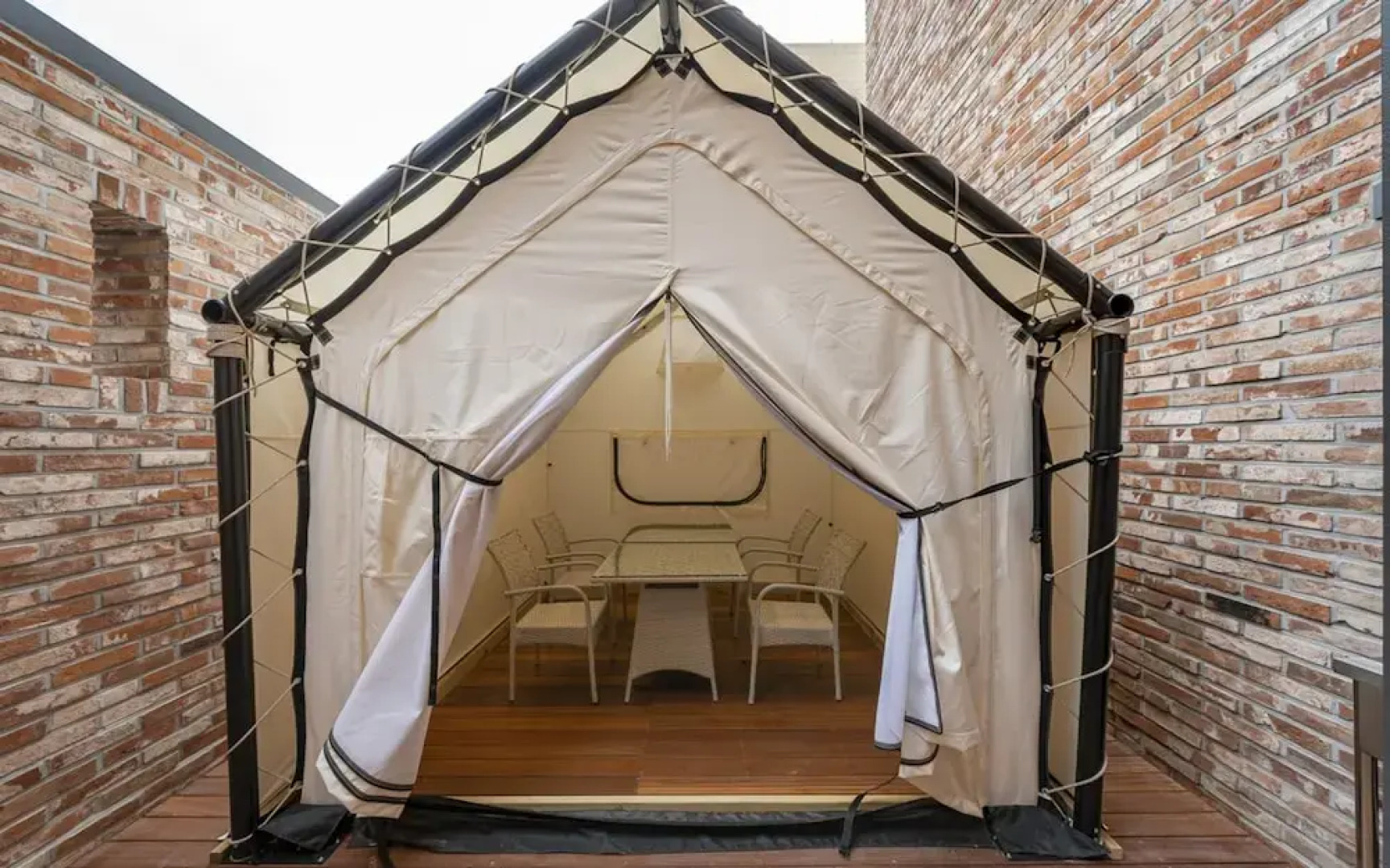 Brown Dot Hotel Wolgot