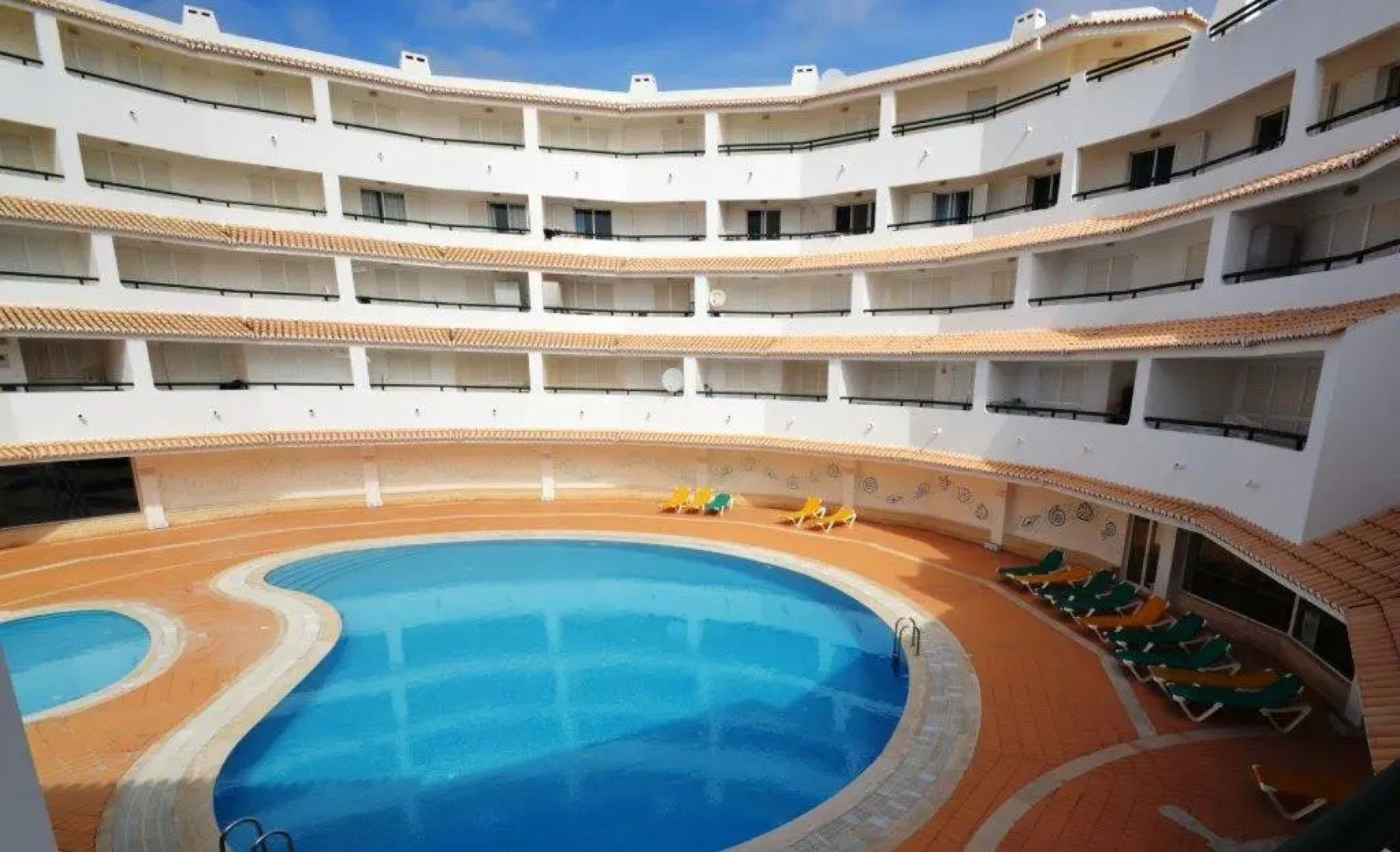 Nautilus Apartment