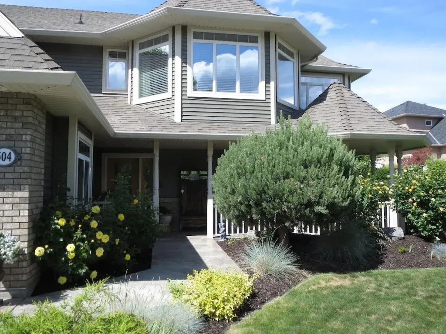 Yellow Rose Bed & Breakfast