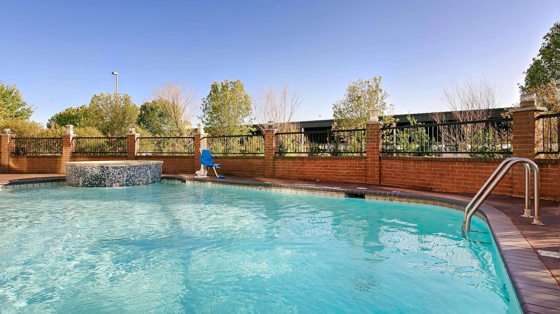 Best Western Plus DFW Airport Suites