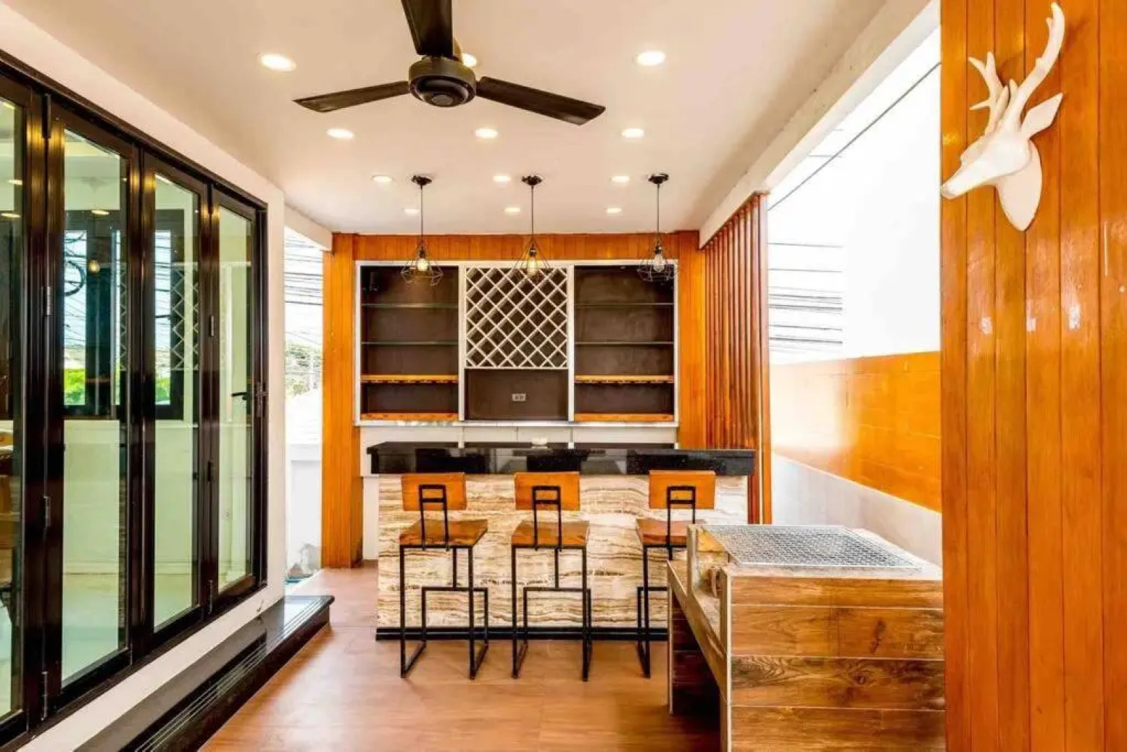 3Bd Pool Villa Pattaya with Sauna - Exquisite Pool Villa B