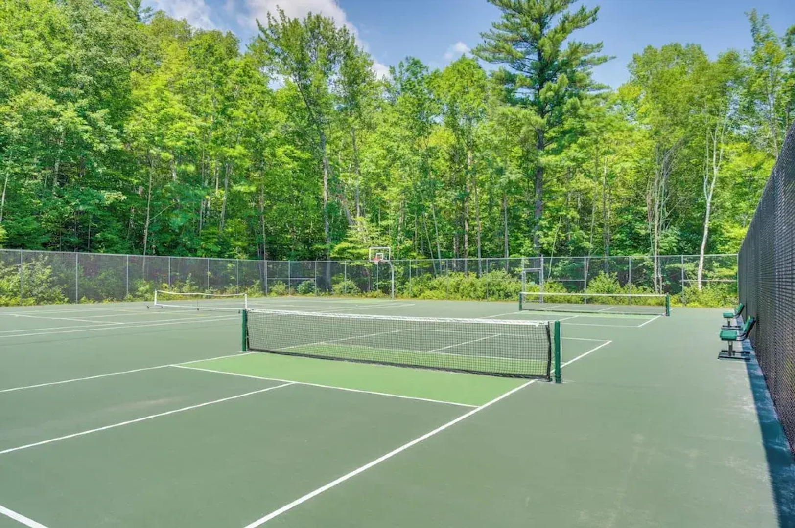 Winter Fun! Resort Condo 1/2 Mi to Campton Mtn