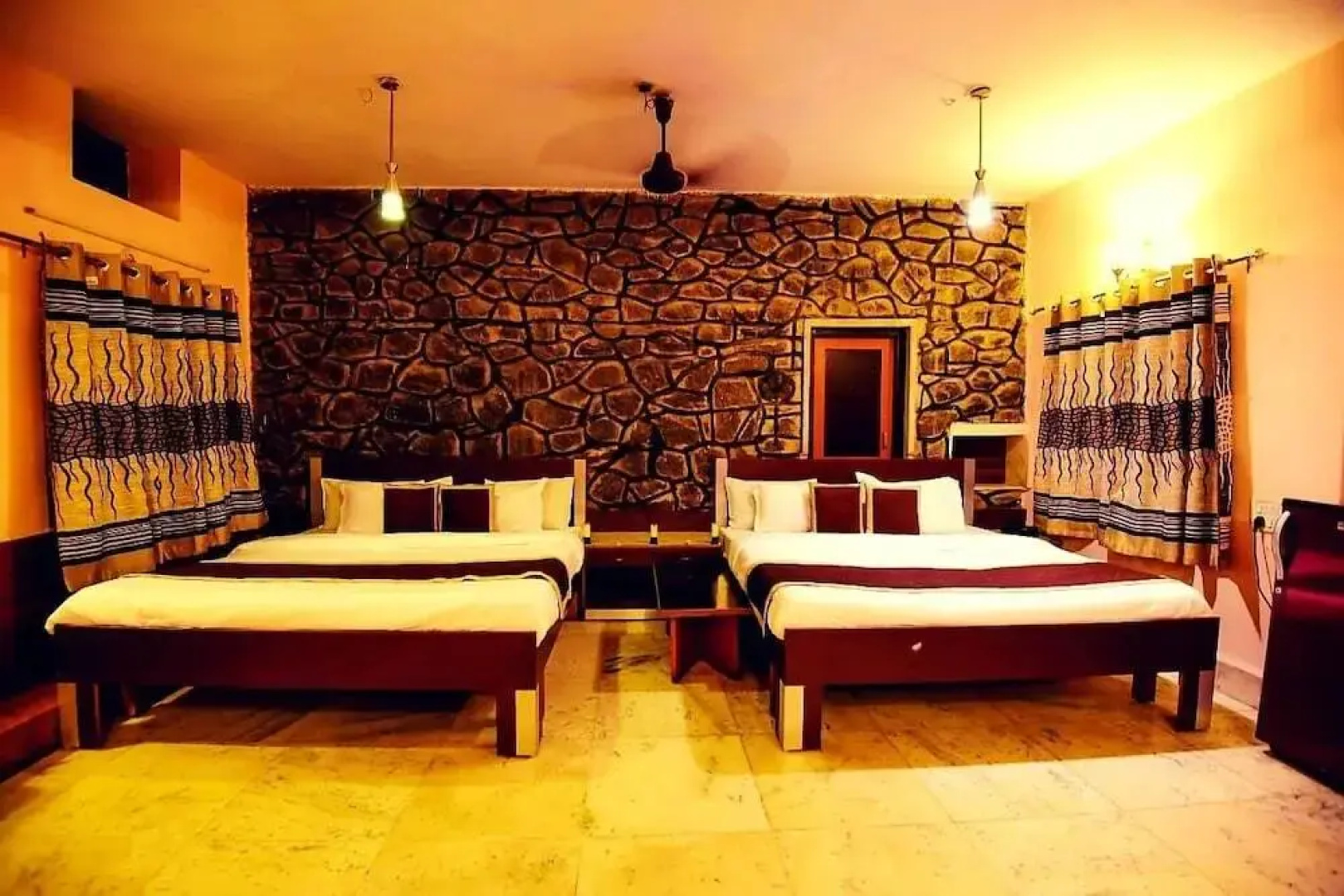 OYO 13553 Palm Residency