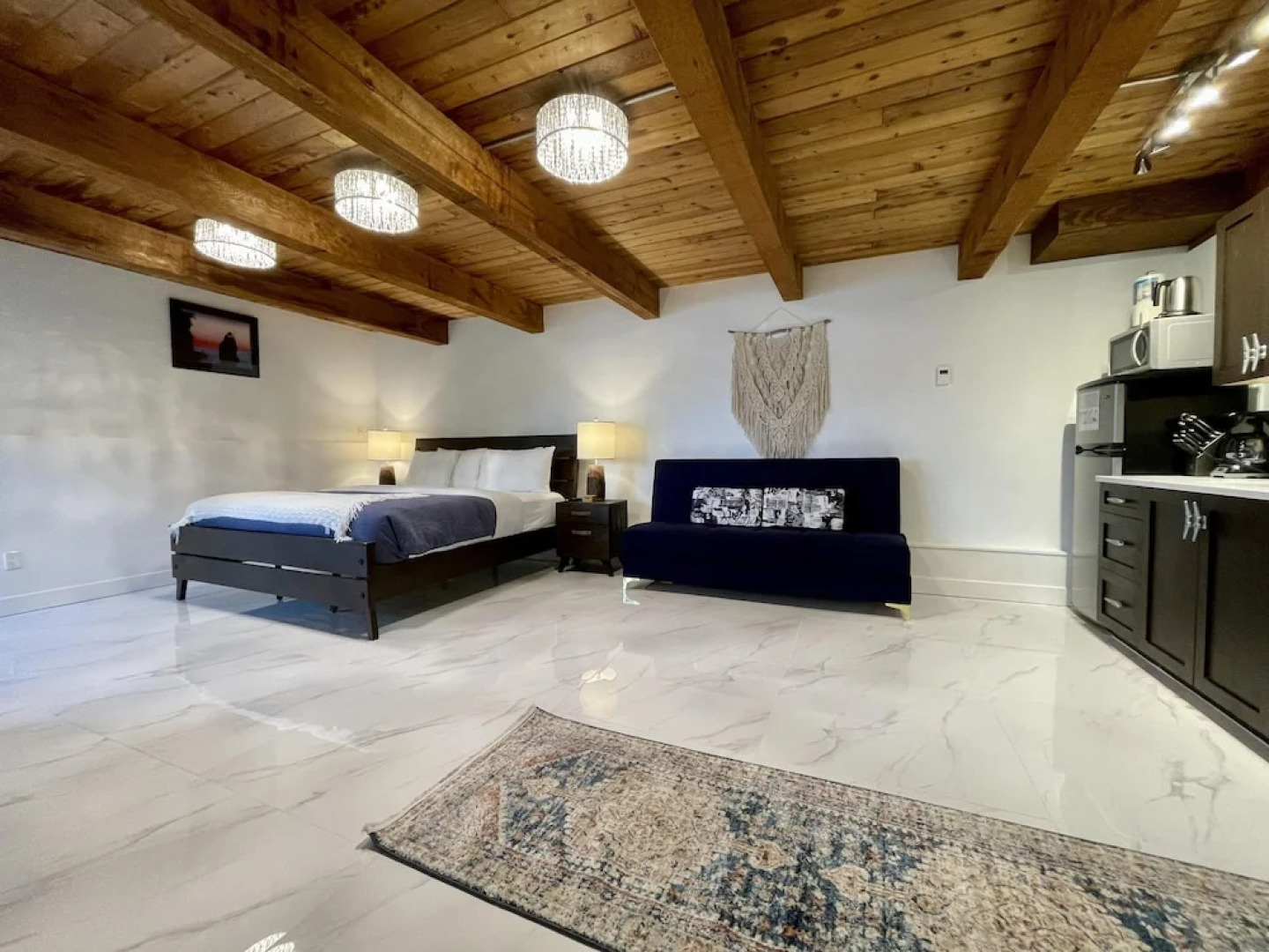 Little Bear Garden View Jean Marie Suite