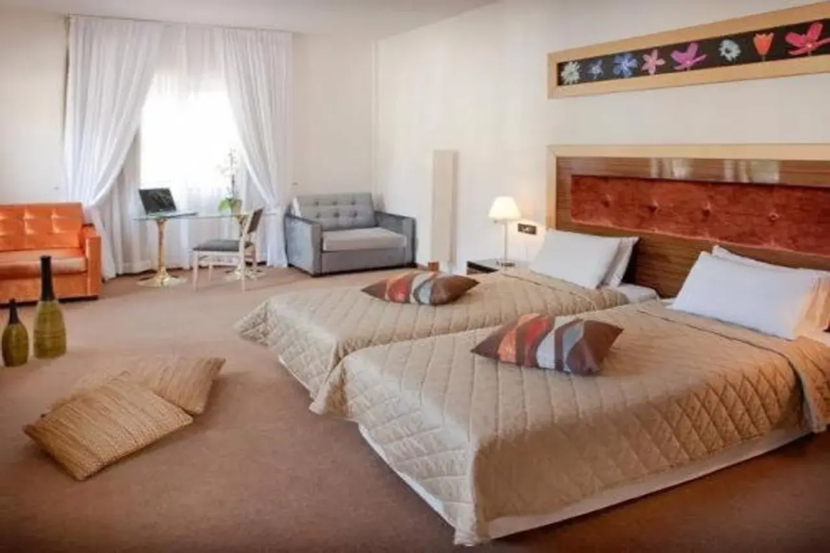 Dovitel Boutique Hotel