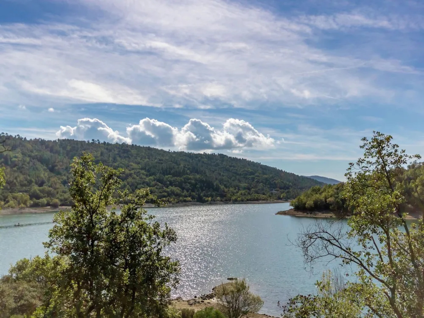 Luxury Apartment for six People in Residence in the Heart of Provence