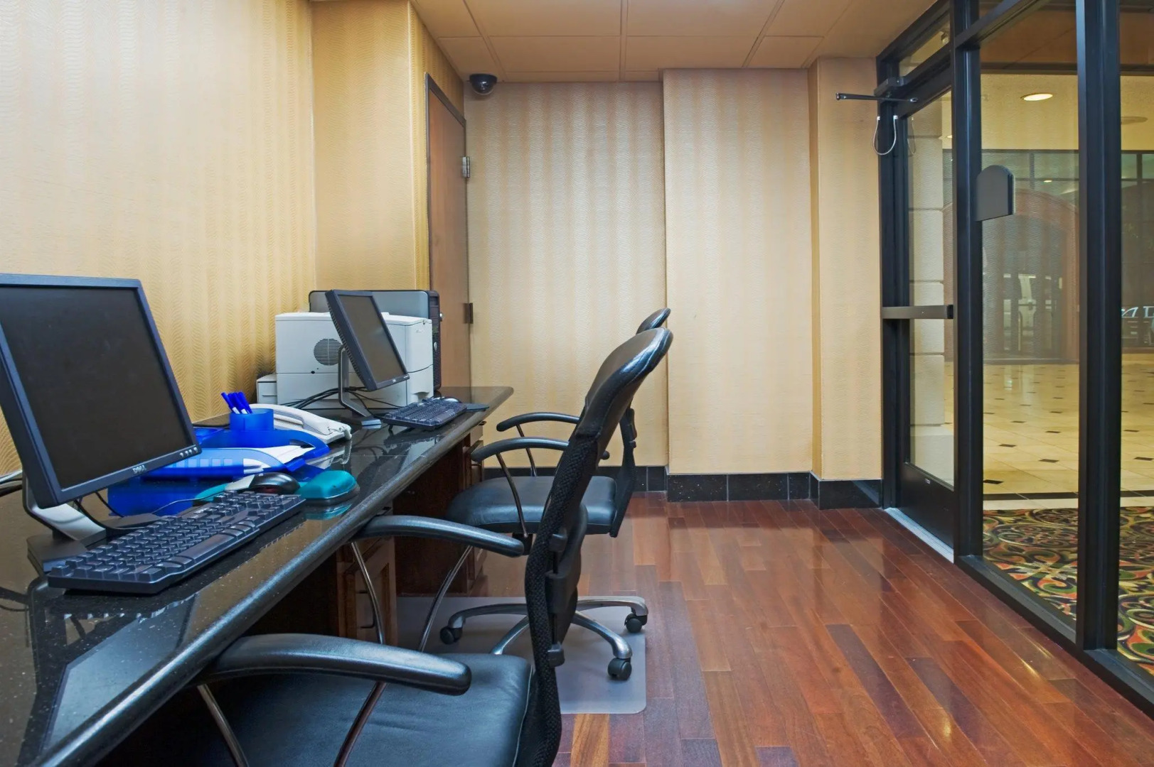 Holiday Inn Express & Suites Irving Dfw Airport North by IHG