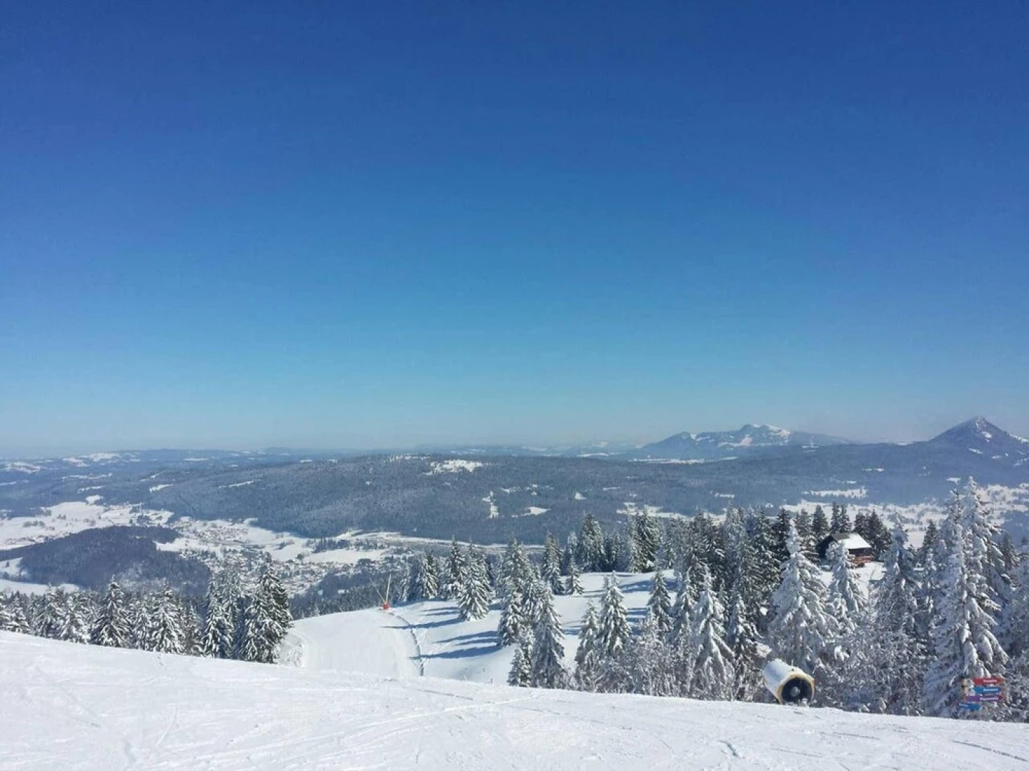 Chalet With one Bedroom in Métabief, With Wonderful Mountain View and Enclosed Garden