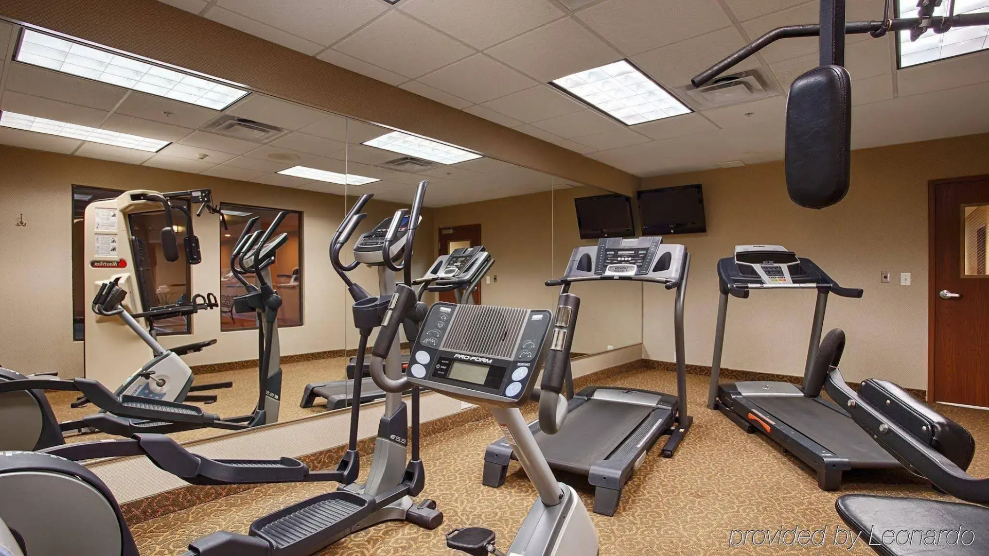 La Quinta Inn & Suites by Wyndham Lackawanna