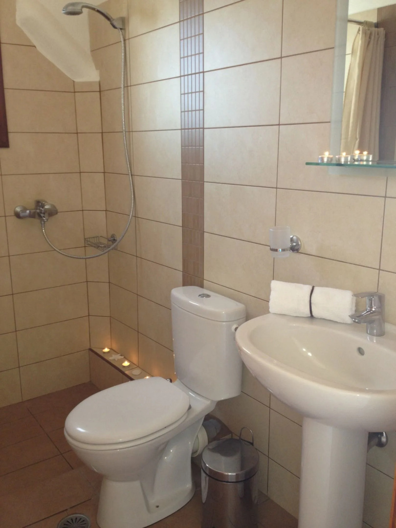 Marias Rooms & Studios