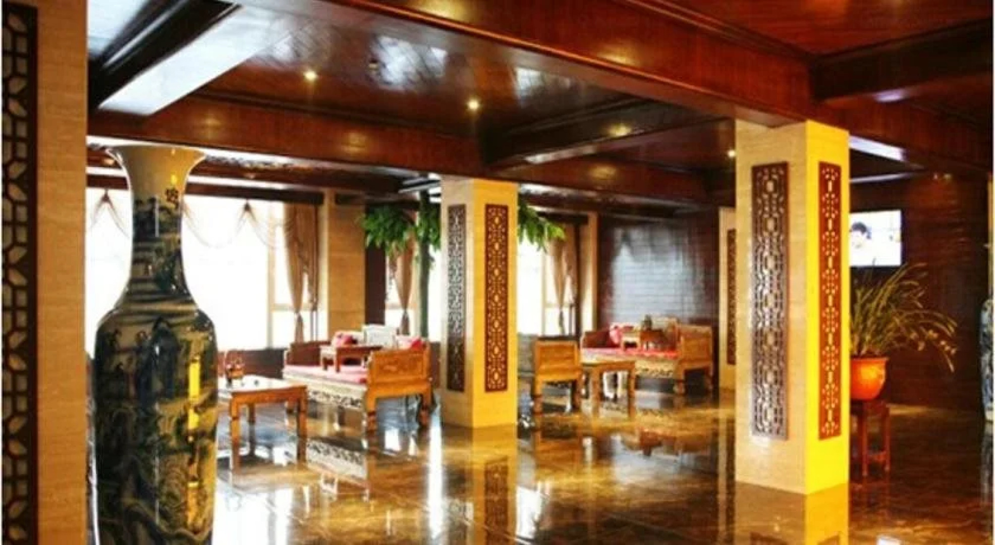 Jin Dun Celebrity International Hotel