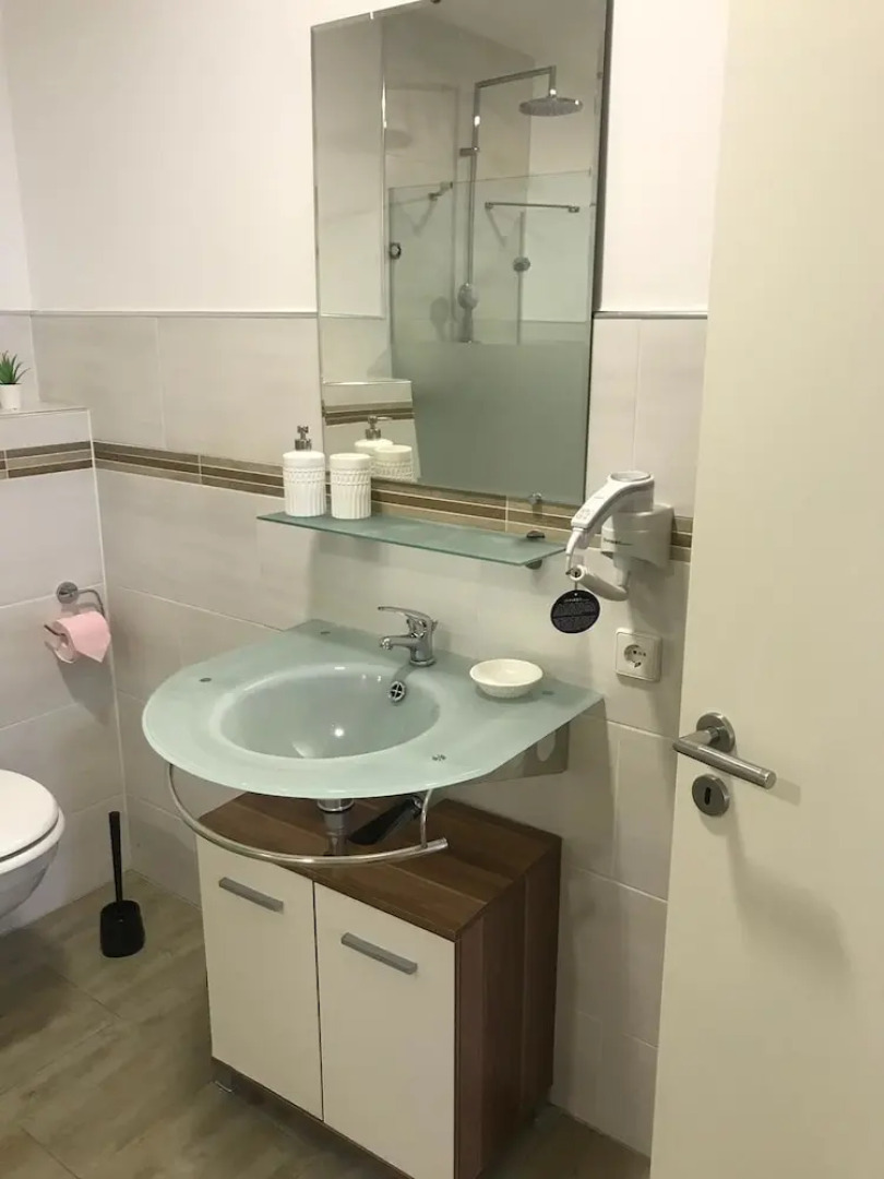 Ferienwohnungen AKH Home