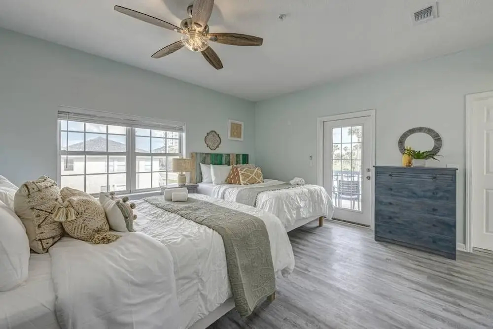 Beach Serenity 3 - Rooftop Deck with Ocean Views