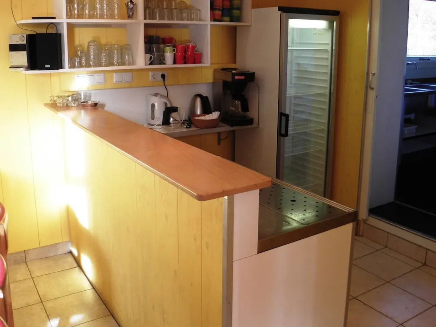 Detached holiday home with extra facilities near the sea