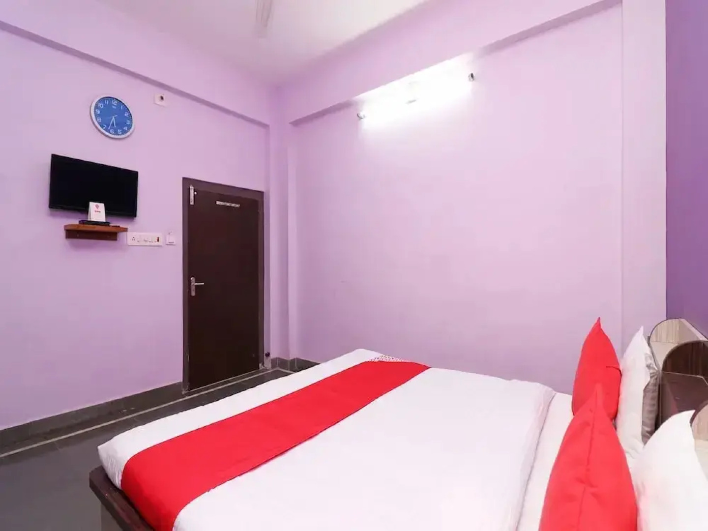 OYO 22644 Bhagat Palace