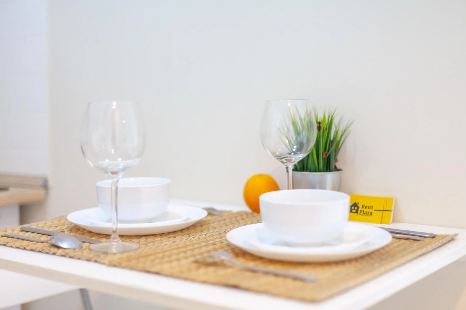 Апартаменты Рентплаза на ул. Потапова, д. 78в