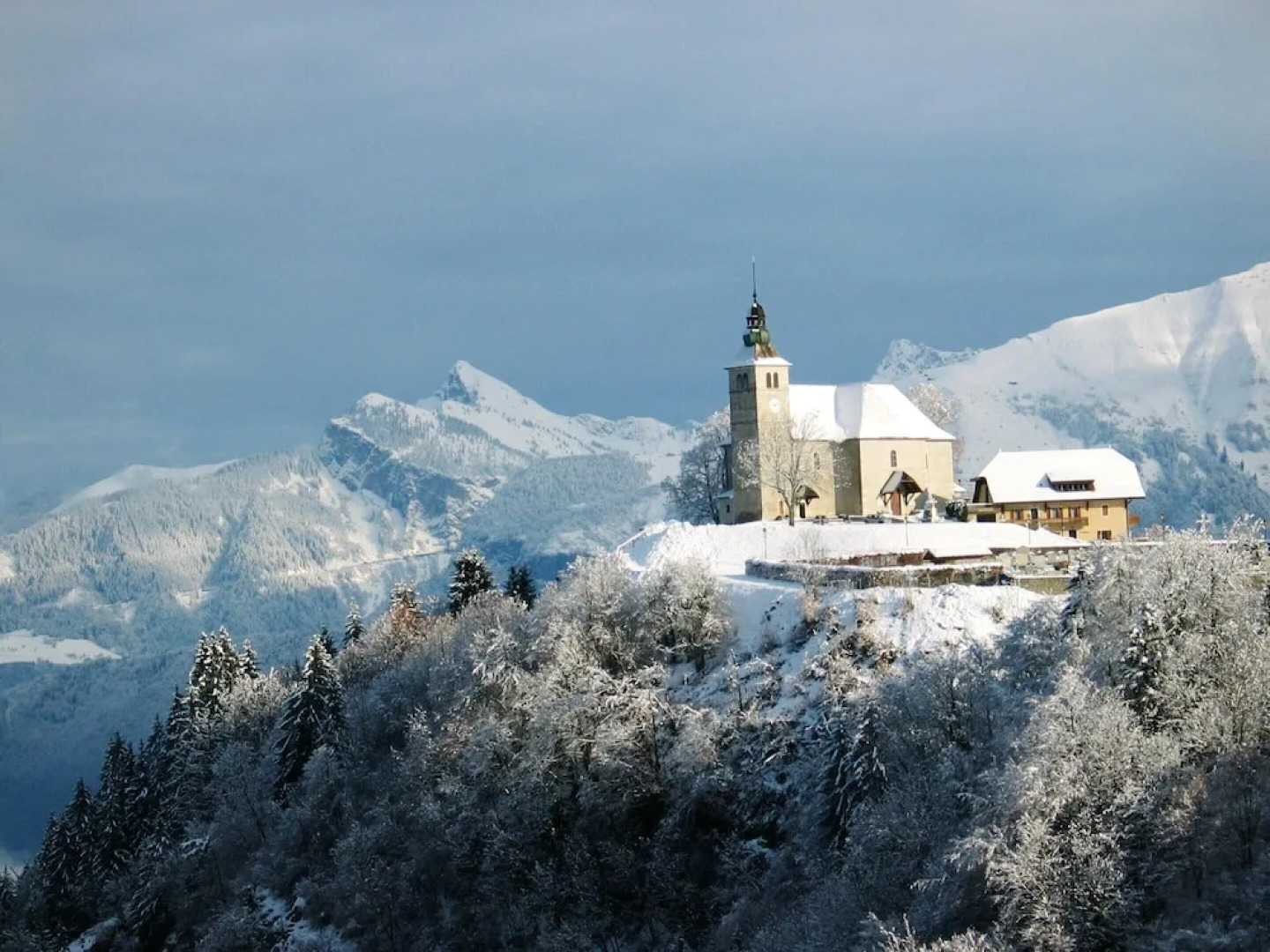 Apartment With 3 Bedrooms in Mont-saxonnex, With Wonderful Mountain View, Enclosed Garden and Wifi - 600 m From the Slopes