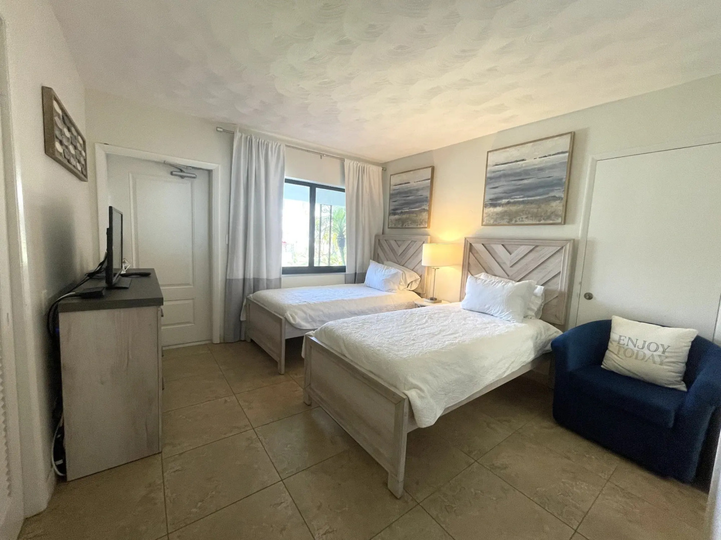 Tropic Isle Beach Resort