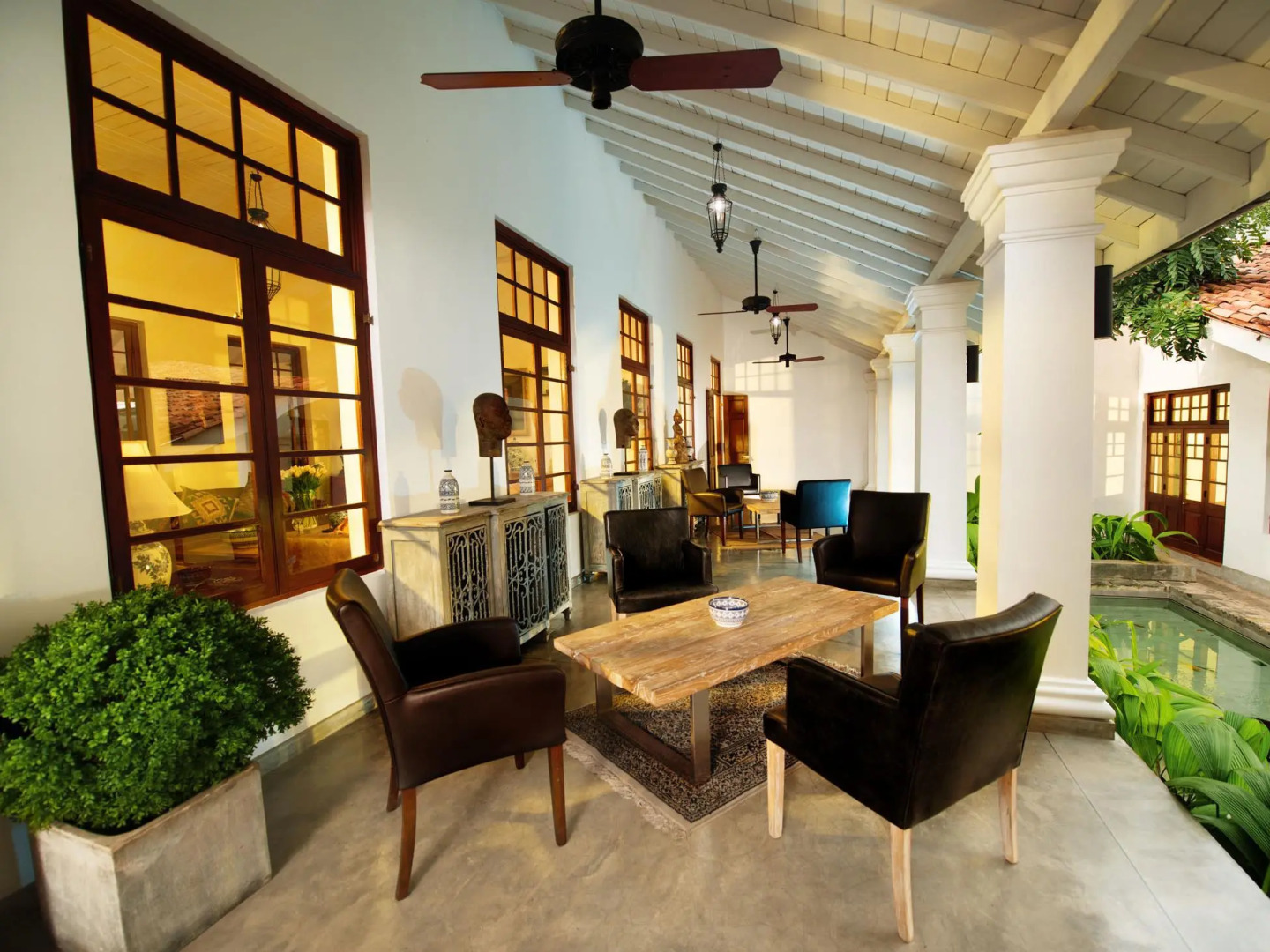 D Pavilion Boutique Hotel