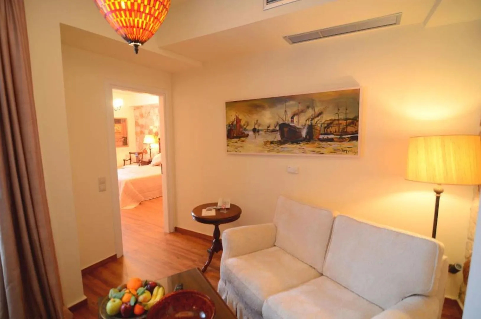 Korina Gallery Hotel