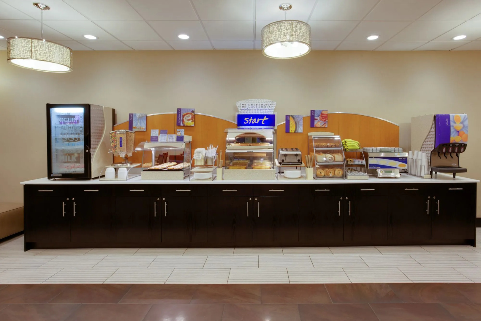 Holiday Inn Express Hotel and Suites Laurel by IHG