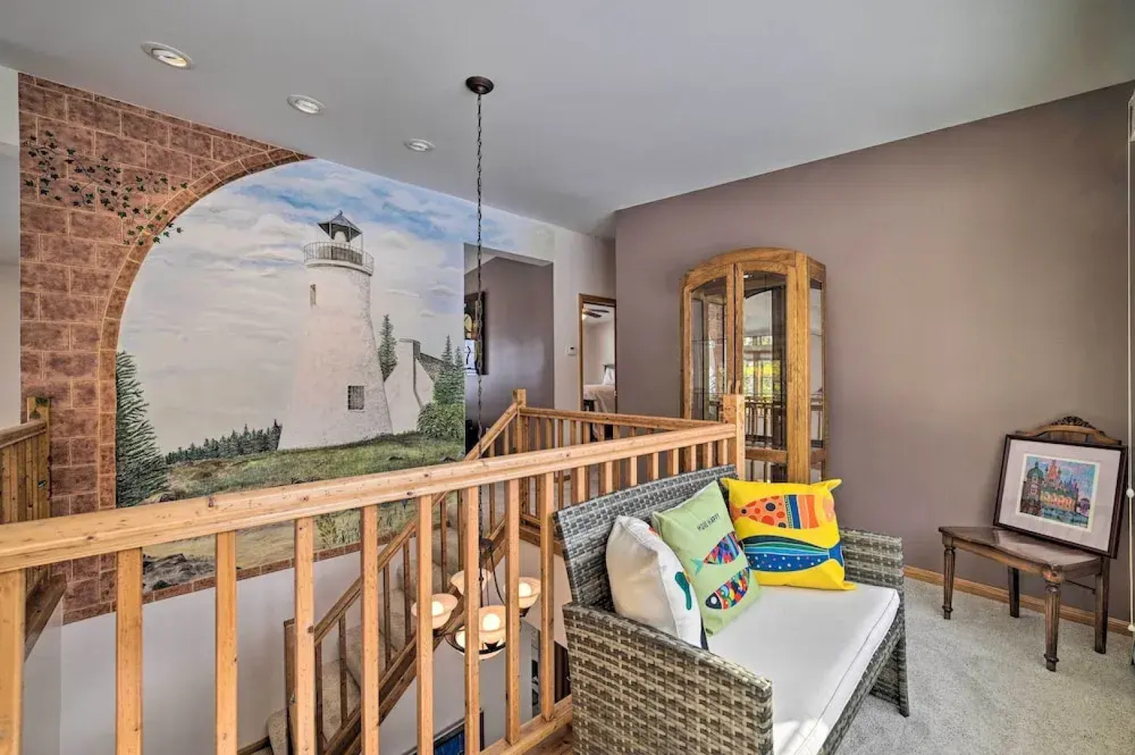 Spacious Lakefront Home w/ Sunroom & Bar!