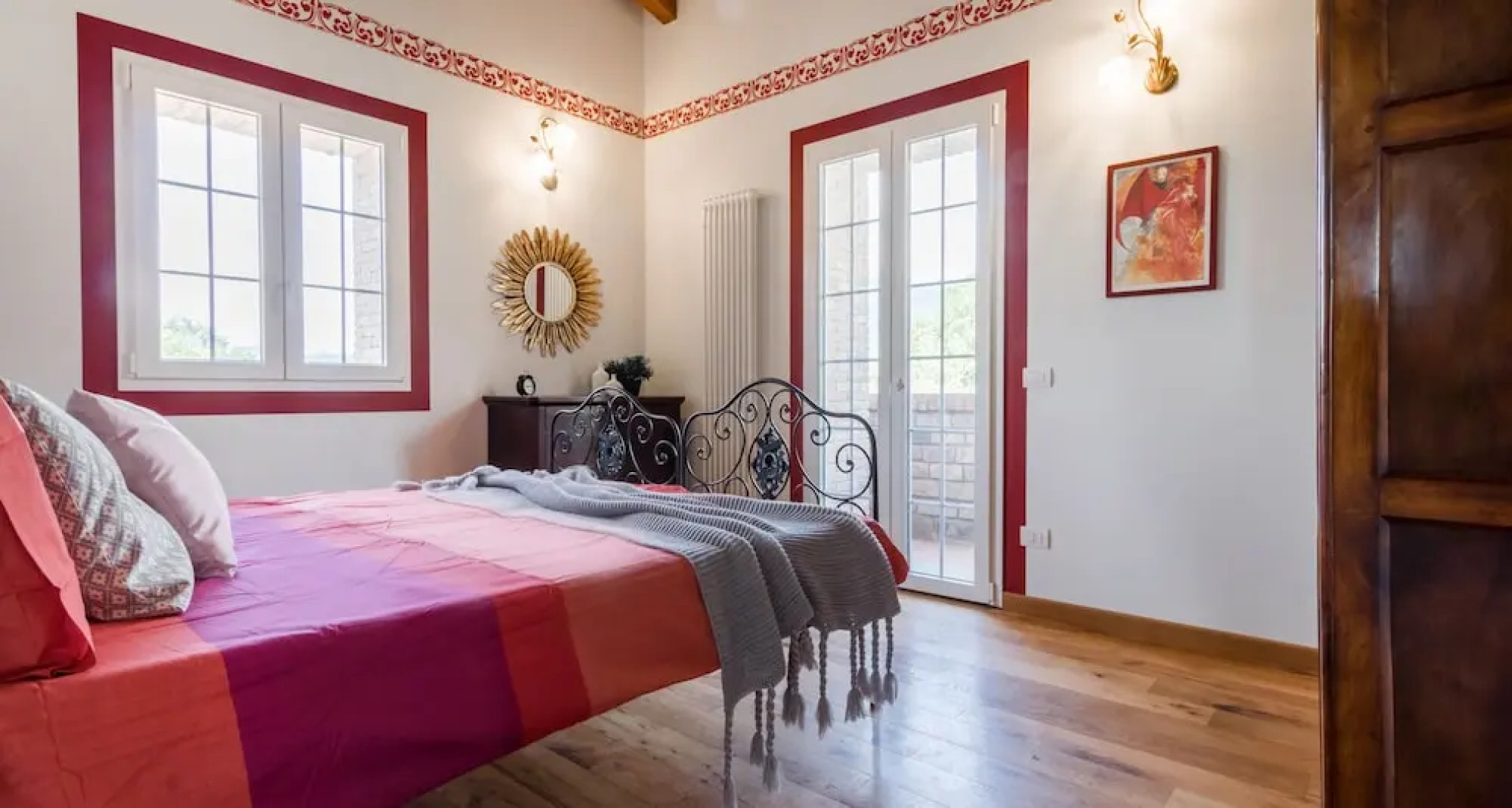 JOIVY Superb Villa For 7 W/Backyard And Bbq Area In Vaccarezza