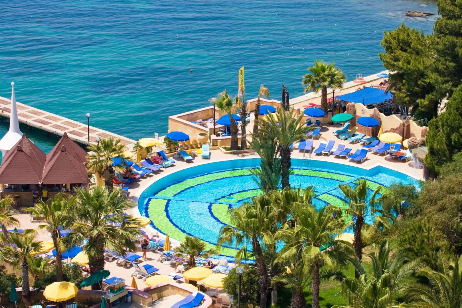 Fantasia Deluxe Hotel