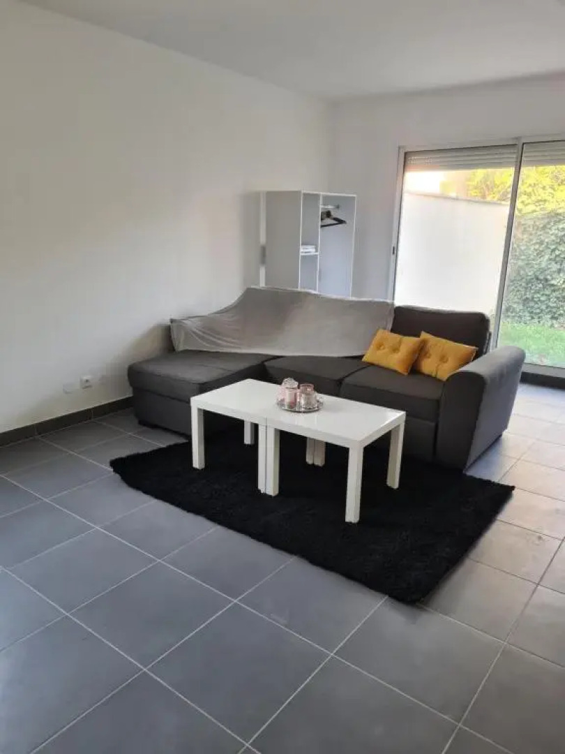 Grand studio avec jardin au calme