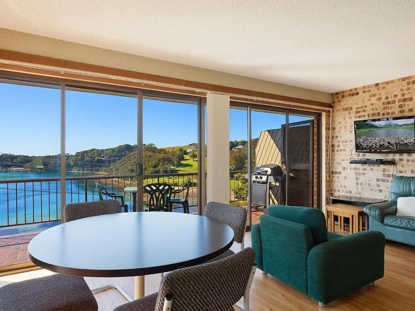 Pacific Pines Unit 4