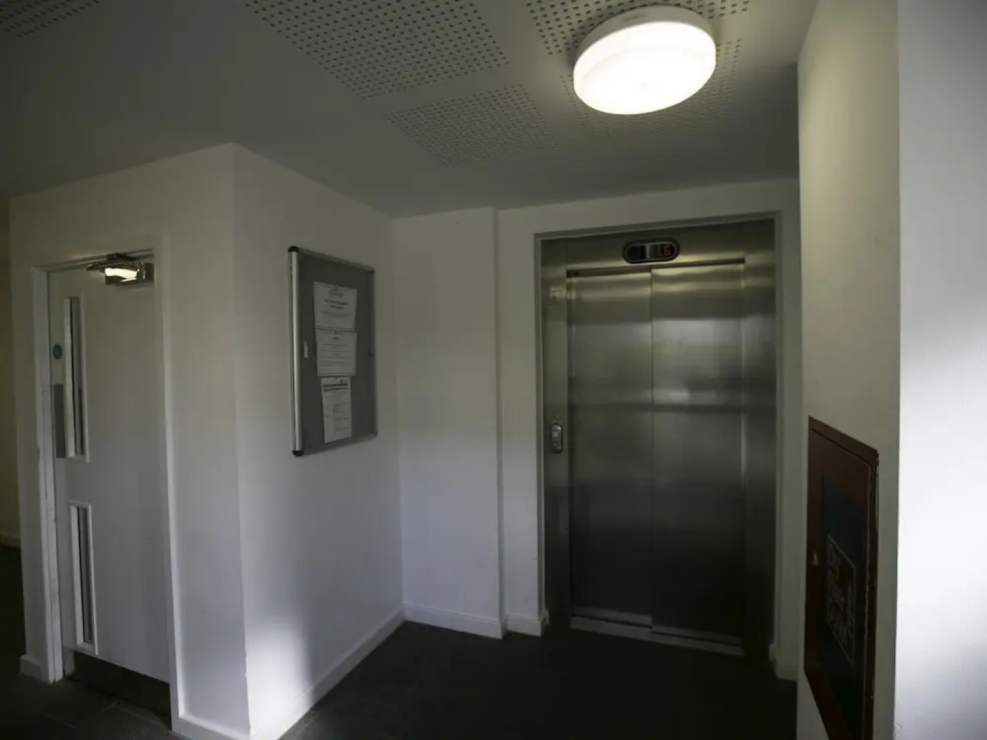 Brentwood - Deluxe Apartment