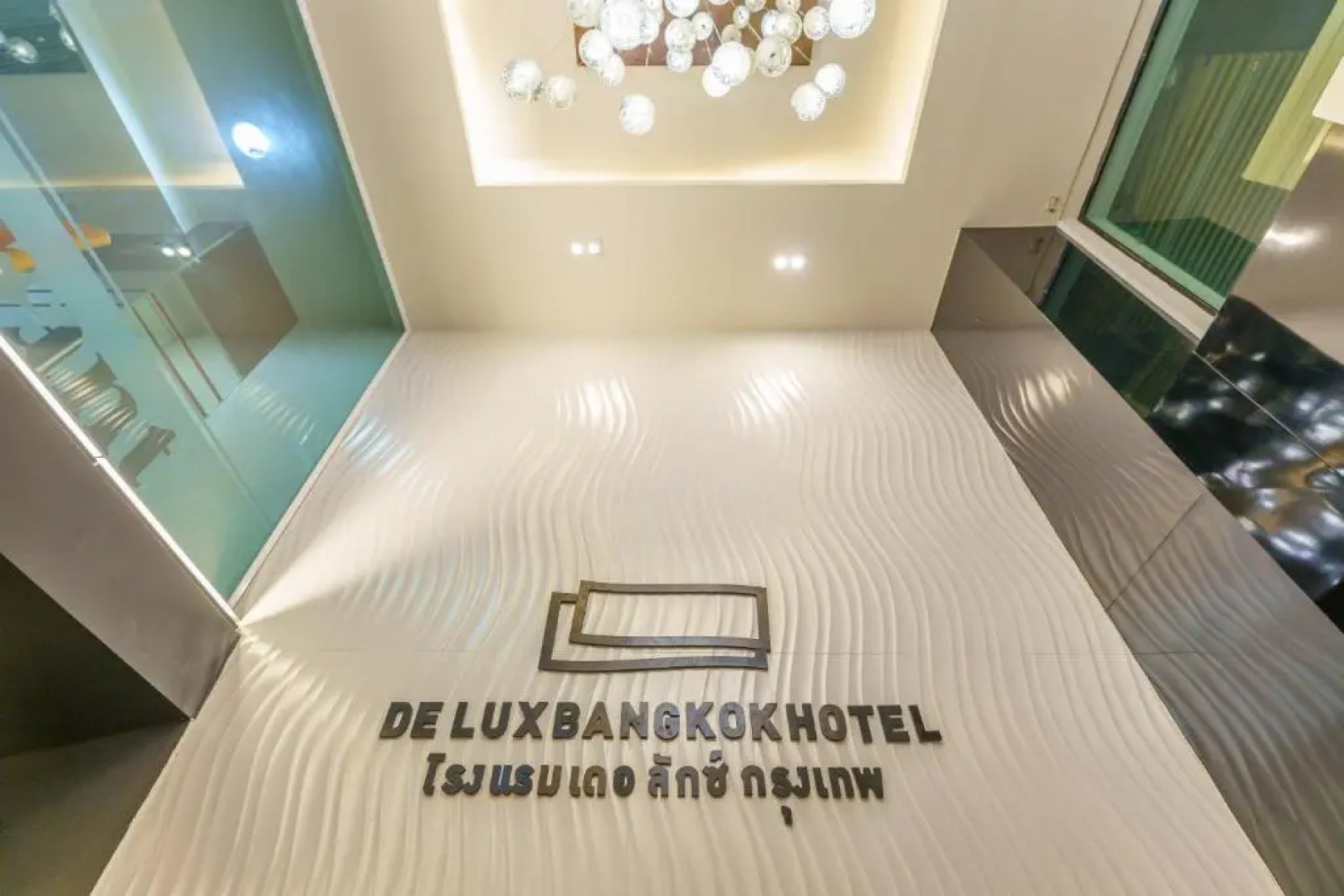 De Lux Bangkok Hotel