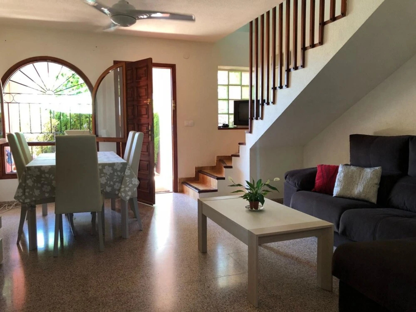 House With 3 Bedrooms in Sant Joan D'alacant, With Wonderful Mountain