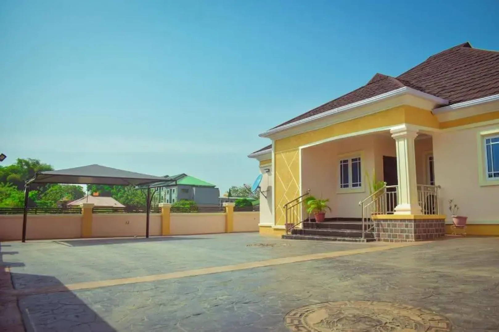 Entire Beautiful Three Bedrooms Apartments