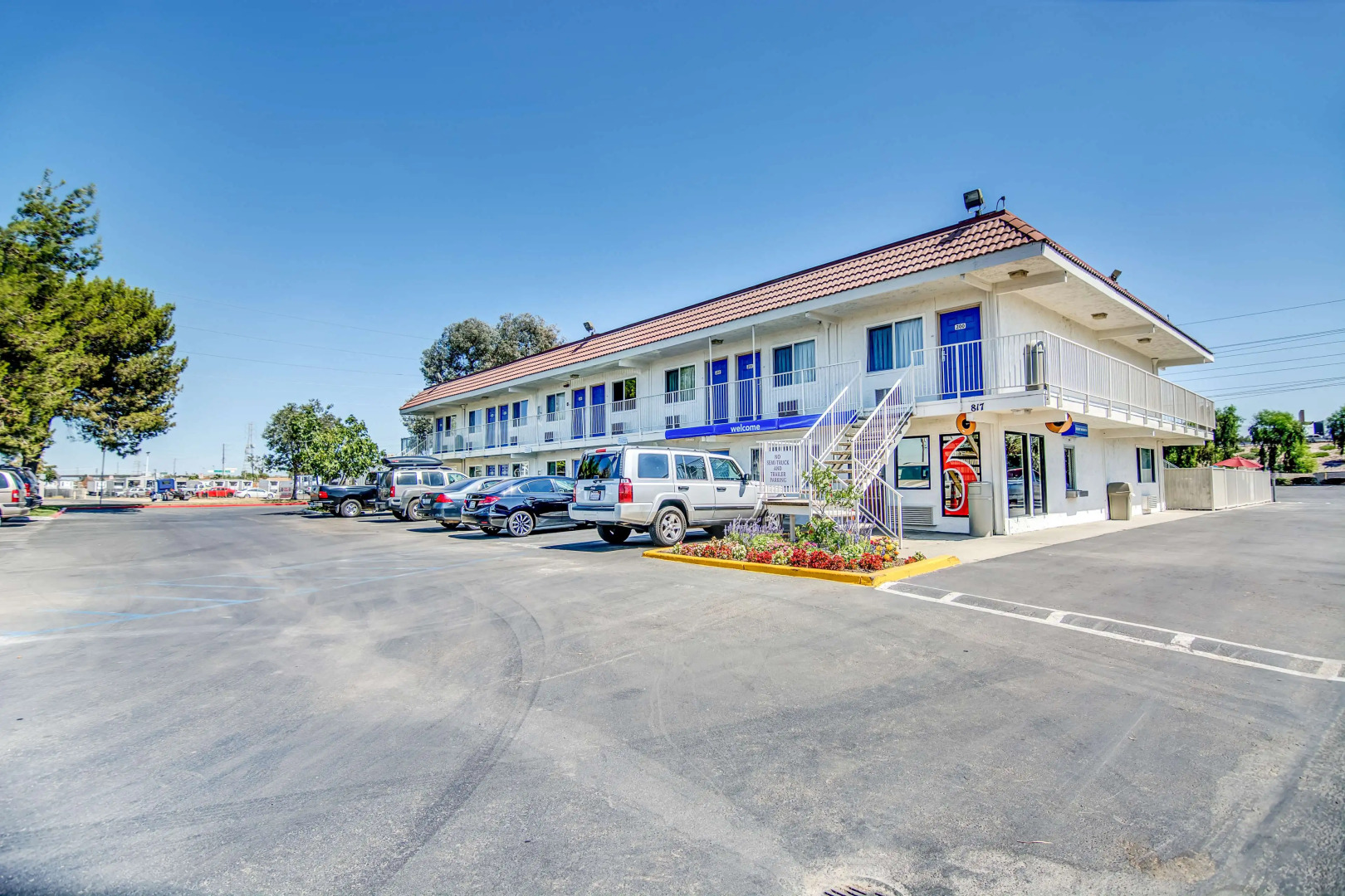Motel 6 Stockton, CA - Charter Way West